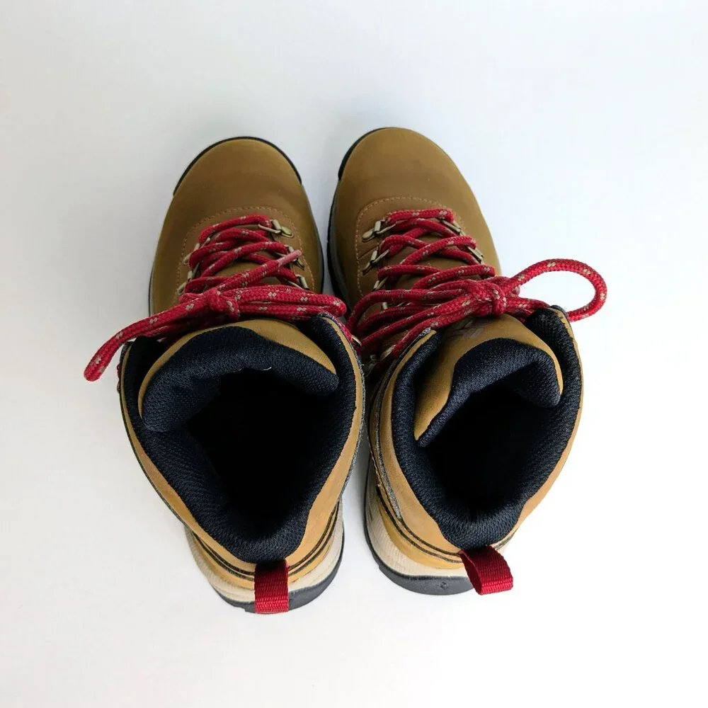 Columbia Newton Ridge Plus Waterproof Amped size: 6